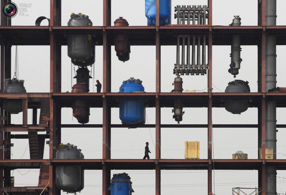 Locul de pe Terra în care se produce orice, pentru oricine. A fost supranumit "Fabrica Lumii" 195729