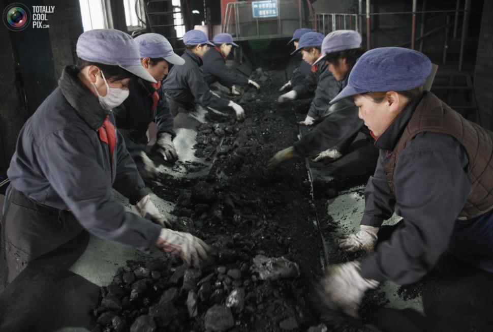 Locul de pe Terra în care se produce orice, pentru oricine. A fost supranumit "Fabrica Lumii" 195731