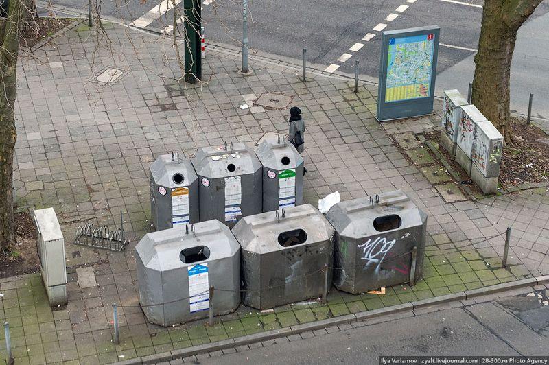 Cum arată drumurile, trotuarele şi mijloacele de transport în cea mai puternică ţară din Europa. Diferenţa faţă de România e uriaşă 195974