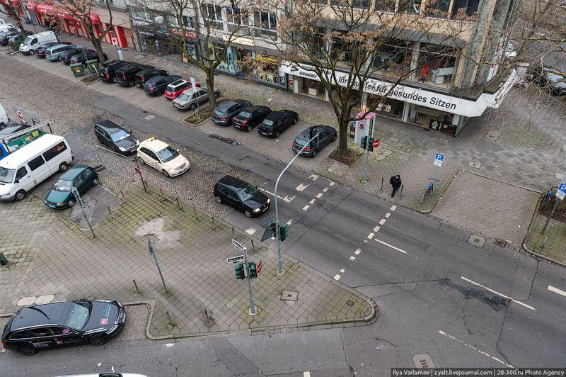 Cum arată drumurile, trotuarele şi mijloacele de transport în cea mai puternică ţară din Europa. Diferenţa faţă de România e uriaşă 195993