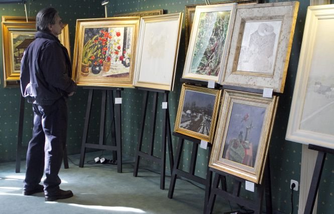 Două dintre cele şapte tablouri furate din Olanda, arse de mama unuia dintre suspecţi. Poliţia a prins încă un suspect în acest caz