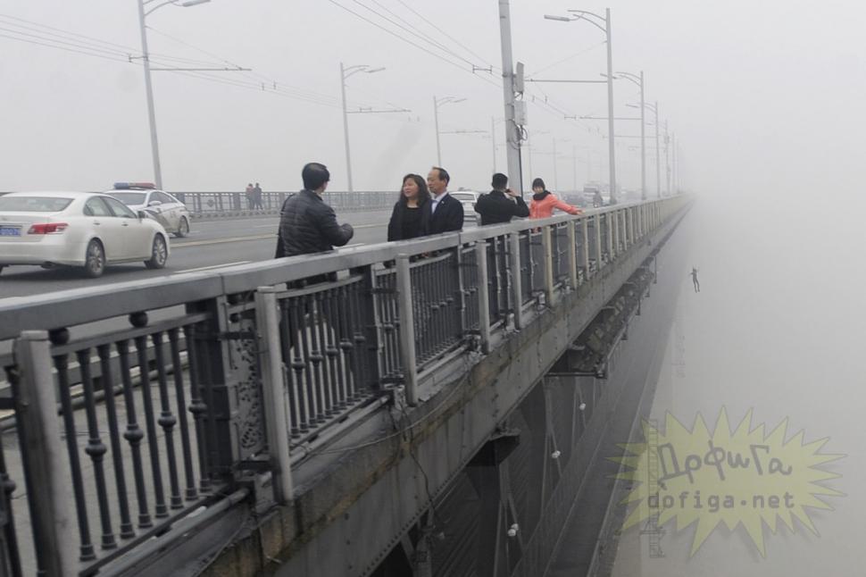 Ce a surprins un fotograf chinez, venit să pozeze ceaţa din Wuhan. "Când am revăzut imaginile am înmărmurit" 196307