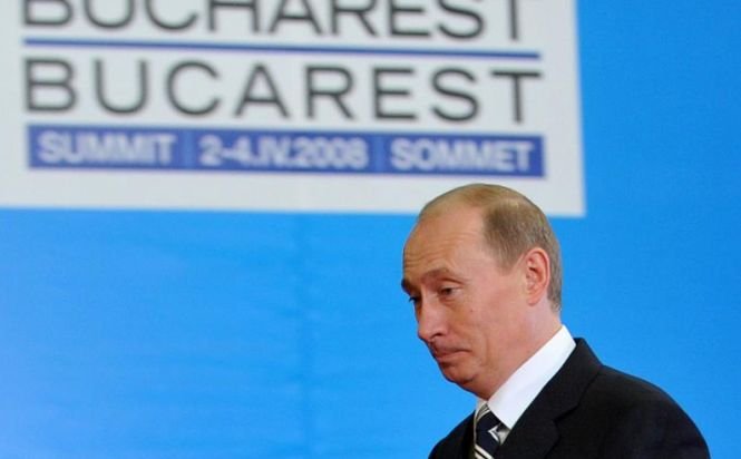 Ce s-a întâmplat cu popularitatea lui Putin, la un an după ce a fost reales preşedinte