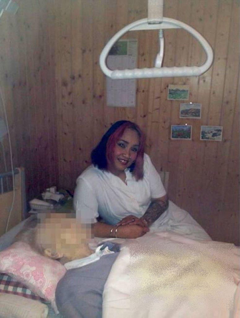 Lucra ca asistentă la un centru de bătrâni din Elveţia, dar această fotografie a ŞOCAT lumea. A fost concediată în secunda următoare 196710