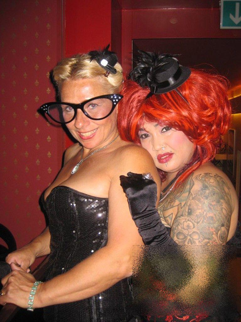 Lucra ca asistentă la un centru de bătrâni din Elveţia, dar această fotografie a ŞOCAT lumea. A fost concediată în secunda următoare 196713