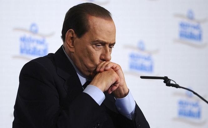 Berlusconi a fost condamnat la închisoare