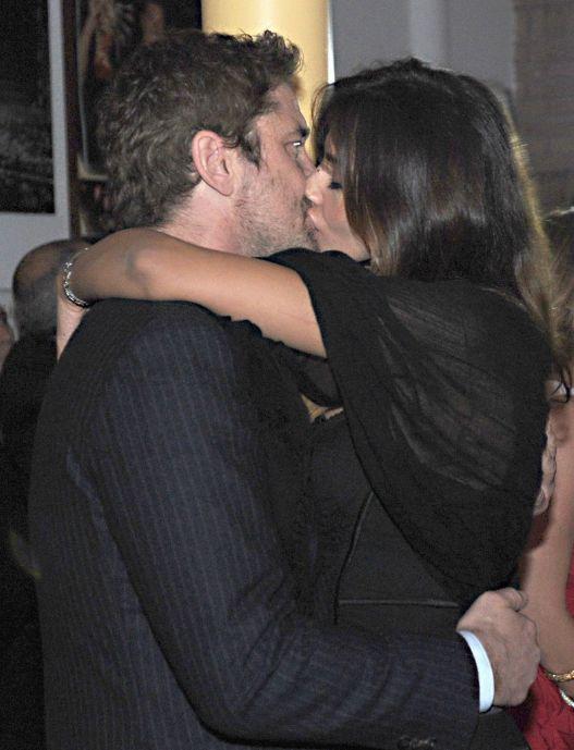 "Este uimitoare! Sunt foarte norocos!" Cum a început povestea de dragoste dintre Gerard Butler şi Mădălina Ghenea 197779