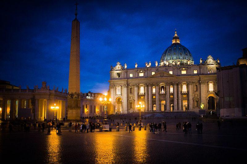 FOTOREPORTAJ din mijlocul Vaticanului. Ce se întâmplă aceste momente în spatele uşilor închise  197669