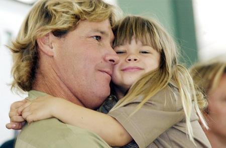 Cum arată după aproape un deceniu fiica lui Steve Irwin. Îi calcă sau nu pe urme lui Crocodile Hunter