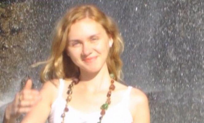 Veşti bune despre Mica de la Abracadabra. A deschis ochii şi a reuşit să respire singură 198029