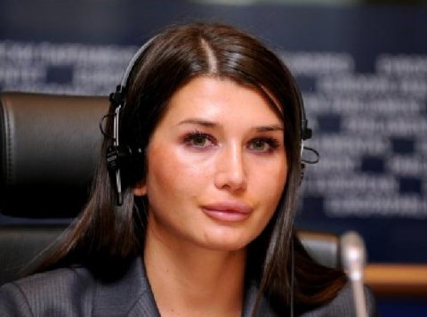 De ce s-a enervat Elena Băsescu la Bruxelles