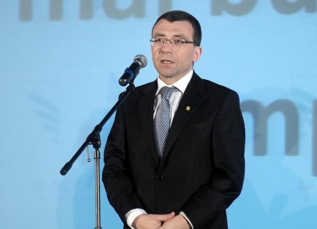 Mihai Voicu: Înainte de a discuta despre candidaţii PDL la alegerile prezidenţiale, să ne întrebăm dacă va mai exista PDL