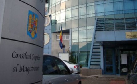 Procurorul Bogdan Gabor din CSM a decontat zeci de bilete de avion pe ruta Bucuresti - Baia Mare