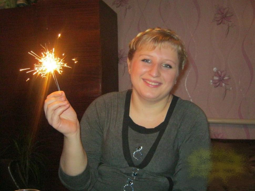 Ce i s-a întâmplat acestei femei frumoase pare IREAL. Acum se pregăteşte de înmormântare 198879