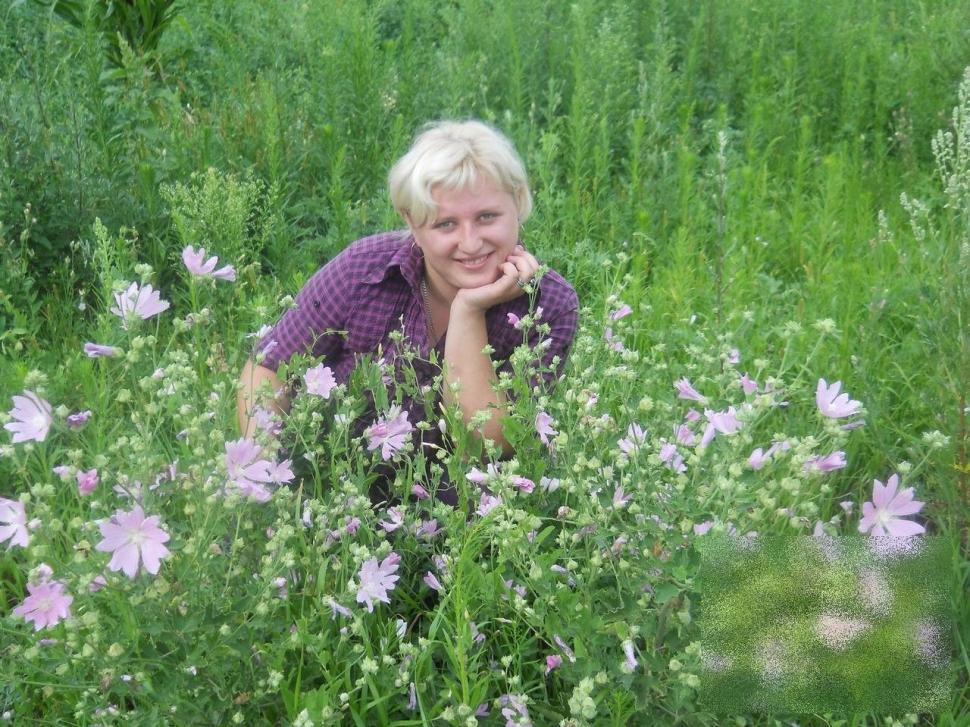 Ce i s-a întâmplat acestei femei frumoase pare IREAL. Acum se pregăteşte de înmormântare 198881