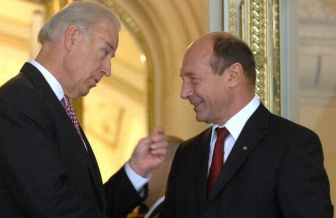Preşedintele Băsescu s-a întâlnit la Vatican cu vicepreşedintele SUA, Joe Biden. SCUTUL ANTIRACHETĂ, principalul subiect al discuţiei