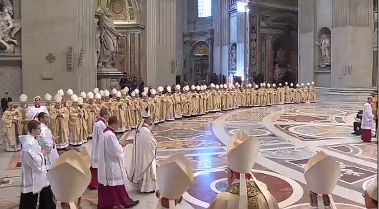 Vezi un FOTOREPORTAJ impresionant de la Vatican cu întronarea Papei Francisc. Ce MESAJ a adresat suveranul întregii lumi 198945