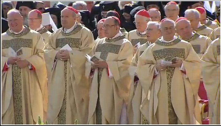 Vezi un FOTOREPORTAJ impresionant de la Vatican cu întronarea Papei Francisc. Ce MESAJ a adresat suveranul întregii lumi 198973