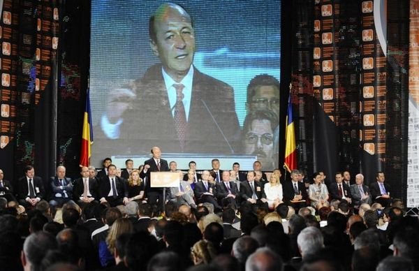 Traian Băsescu: Nu am venit pentru a susţine un candidat