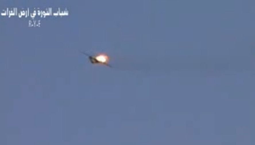 Avion civil, lovit de un obuz antiaerian lansat de insurgenţii sirieni 