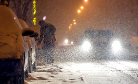 ŞCOLI ÎNCHISE marţi în Bucureşti, Olt, Argeş şi Dâmboviţa din cauza codului portocaliu de ninsori