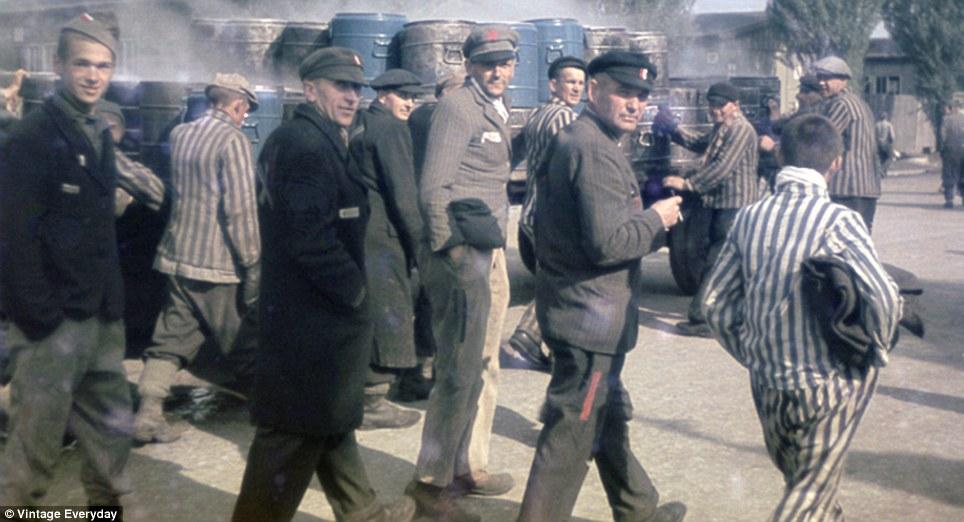 Aceasta este "culoarea" ÎNTUNERICULUI. Imagini pe care istoria acestei ţări ar vrea să le ascundă lumii 200255