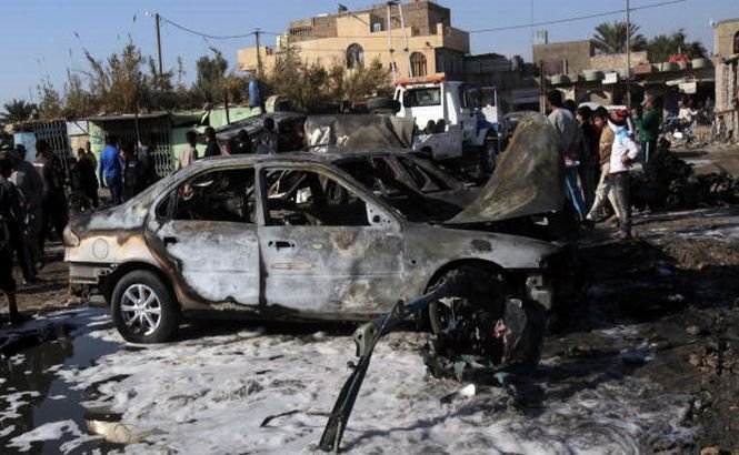 O bombă puternică a ucis doi politicieni irakieni