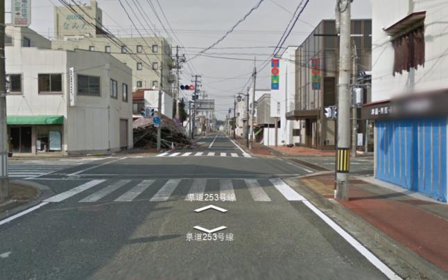 Locul pe unde a trecut moartea, fotografiat de Google Street View. Vezi oraşul fantomă de lângă Fukushima 200689