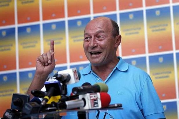 Preşedintele Traian Băsescu, ASEARĂ: &quot;Cer românilor să NU meargă la referendum&quot;