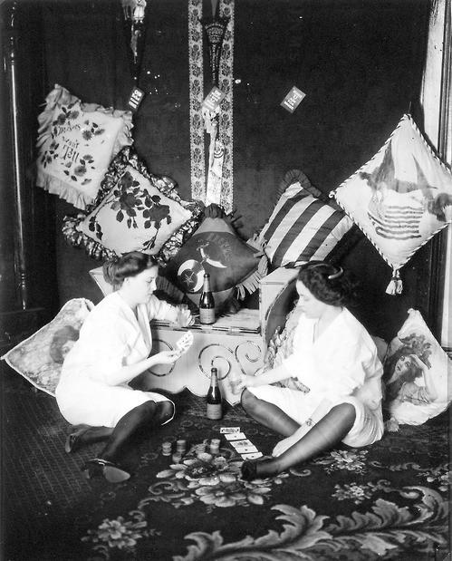 Prostituatele - cu 100 de ani în urmă. Fotografii surprinzătoare 200780