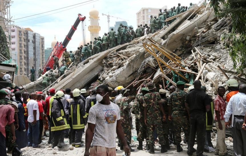 Tanzania: Cel puţin trei morţi şi zeci de dispăruţi, după prăbuşirea unei cădiri aflate în construcţie