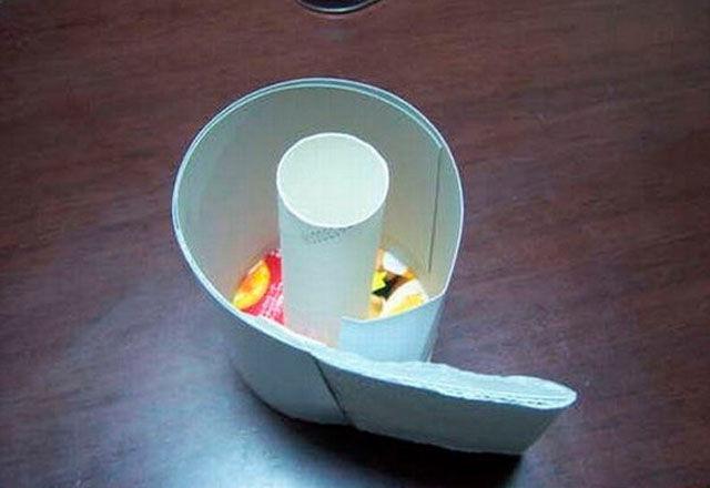 Este cea mai tare farsă de 1 Aprilie pe care i-o poţi face prietenului tău. Nu te va uita toată viaţa :) 201205