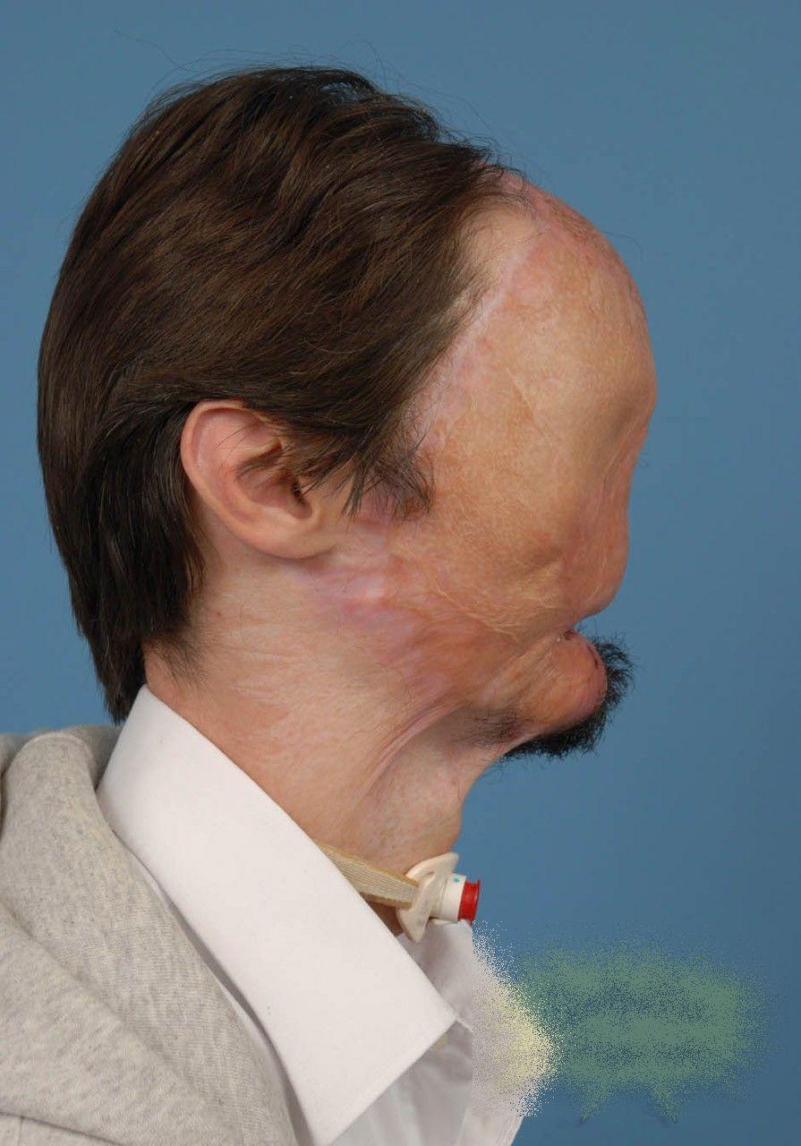 Cum a reacţionat preotul când aceşti miri au intrat în Biserică. Toţi invitaţii au rămas cu gura căscată când şi-au făcut apariţia 201655