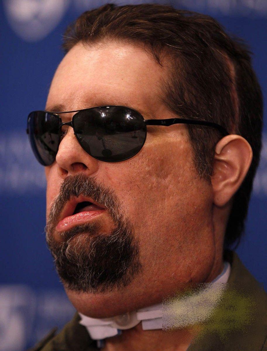 Cum a reacţionat preotul când aceşti miri au intrat în Biserică. Toţi invitaţii au rămas cu gura căscată când şi-au făcut apariţia 201657