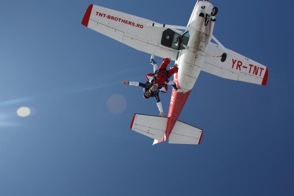 Depăşeşte-ti limitele! Începând cu 5 aprilie 2013, echipa TNT Brothers se întoarce în aer! 202085