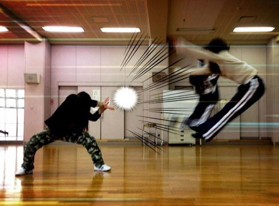 Pe modelul Gangam Style şi Harlem Shake, japonezii vin şi ei cu o idee trăsnită: Hadokening 201927