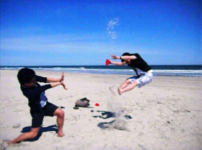 Pe modelul Gangam Style şi Harlem Shake, japonezii vin şi ei cu o idee trăsnită: Hadokening 201930