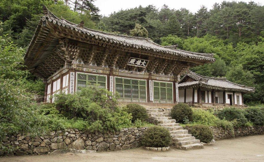 Imagini pe care foarte rar le vede lumea. FRUMUSEŢEA inimaginabilă a ţării care ar putea porni RĂZBOIUL 203030