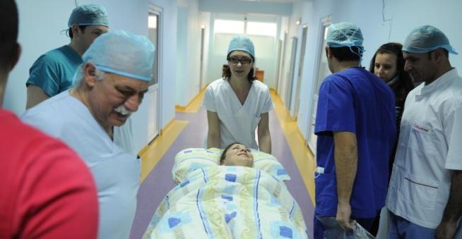 Ministrul Sănătăţii: Salariul unui medic ar putea ajunge la 1.000 de euro, începând cu 1 ianuarie 2014