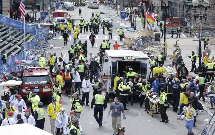 IMAGINI ŞOCANTE din Boston. Una dintre BOMBE, plasată într-o oală metalică. Autorităţile oferă recompensă pentru informaţii despre autorii atacului 203700