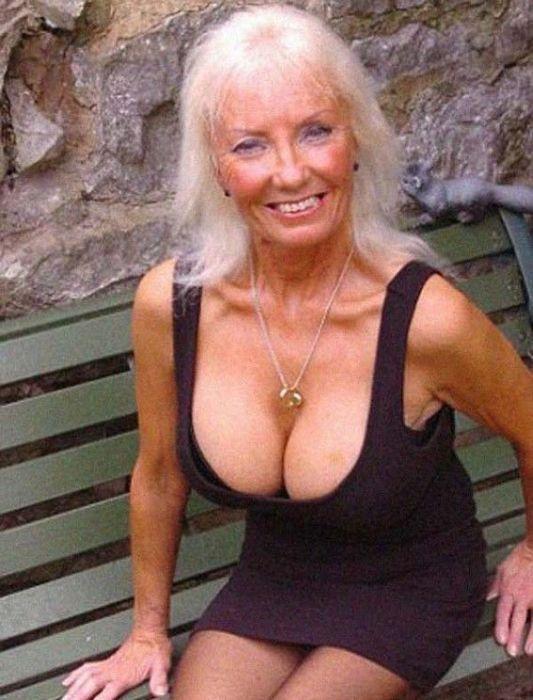 Vreme de 15 ani, această bunică şi-a îngrijit soţul bolnav. Ce a făcut după moartea lui i-a lăsat mască pe copii şi nepoţi 203757