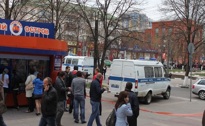 6 persoane au murit după ce un bărbat a deschis focul într-un orăşel din Rusia