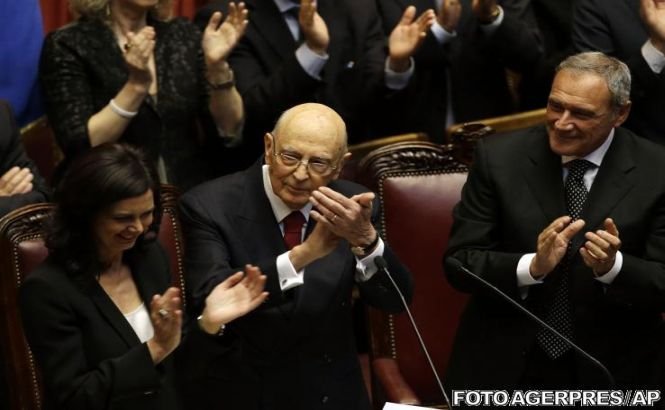 Preşedintele italian Giorgio Napolitano a depus jurământul în faţa Parlamentului şi a criticat forţele politice din Italia