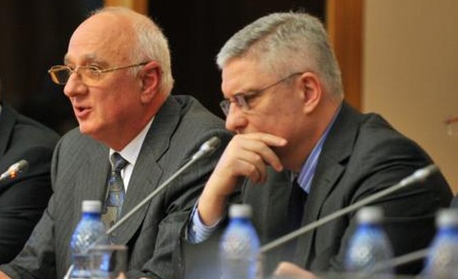 Parlamentul i-a validat pe membrii Consiliului ASF. Ruşanu şi Dăianu, validaţi la conducerea Autorităţii de Supraveghere Financiară