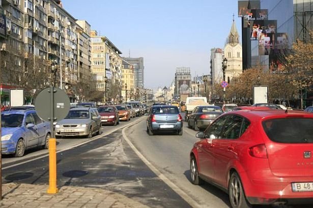 Şoferilor români nu le va veni să creadă asta! TAXA de MEDIU s-ar putea MODIFICA din nou