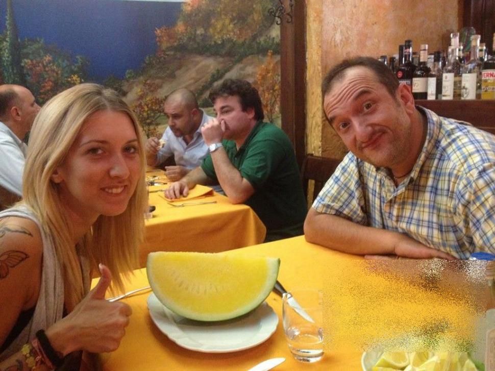 Această fată frumoasă a MURIT după ce a făcut un lucru extrem de popular printre tineri. Înainte, postase pe Facebook poza asta 205216