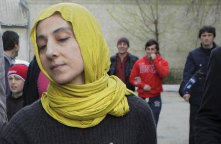 Mama suspecţilor în atacul din Boston are probleme cu legea. Poate fi arestată dacă se întoarce în SUA 205305