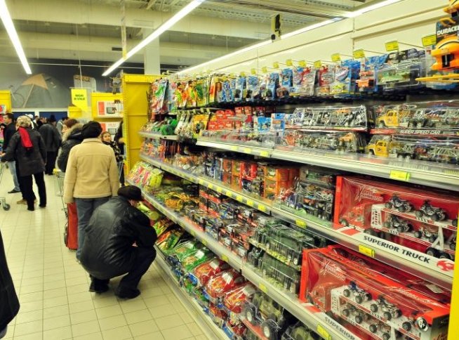 România în mişcare: Evoluţia pieţei de retail în România, de la început până în prezent