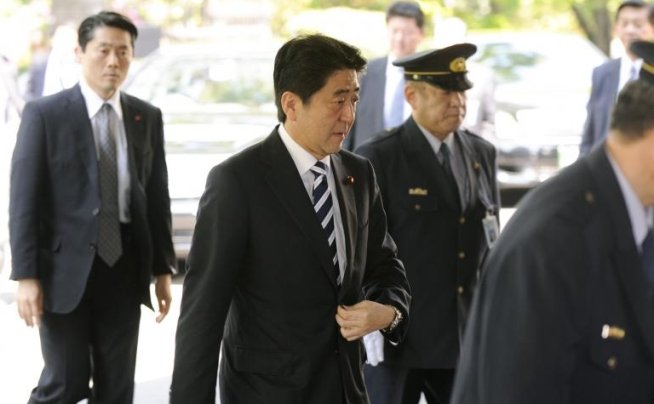 Premierul Japoniei, implicat într-un accident rutier