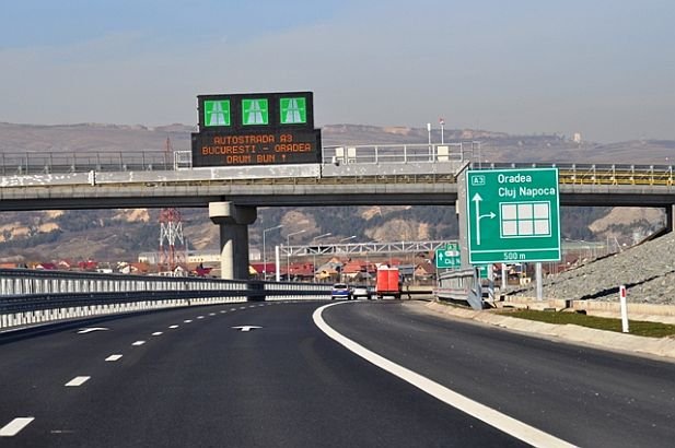 Este RUŞINOS! Fiecărui român îi revin 2,4 cm de autostradă, în condiţiile în care statul a avut pe mână 4 MILIARDE de euro pentru construcţia autostrăzilor